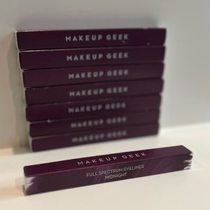 NEW Midnight Makeup Geek Eyeliner Pencil